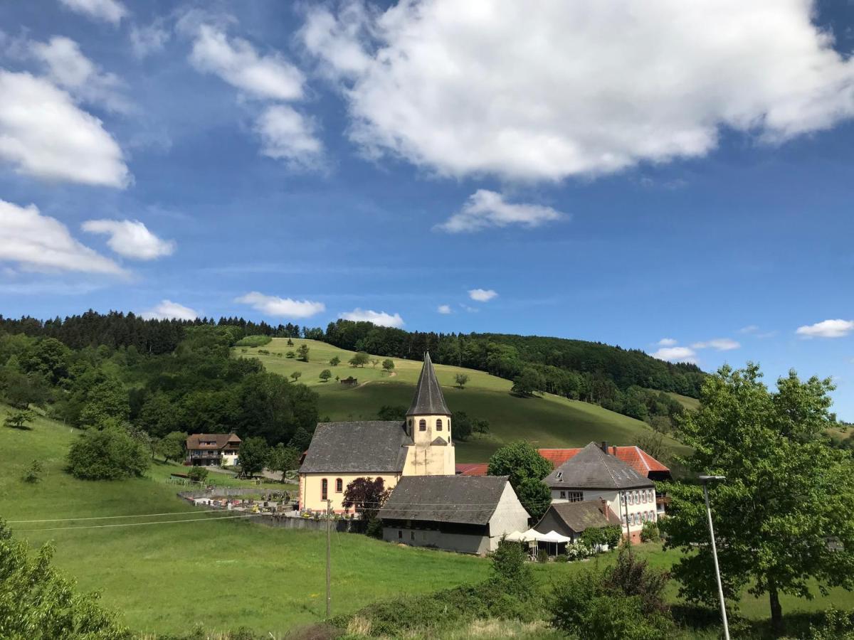 S-Suite Das Design-Ferienhaus Im Schwarzwald Biberach  Екстериор снимка